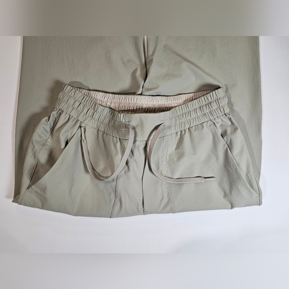 Lululemon Womens Windbreaker Pants Small Light Green Adjustable Athleisure Wear - Picture 8 of 10
